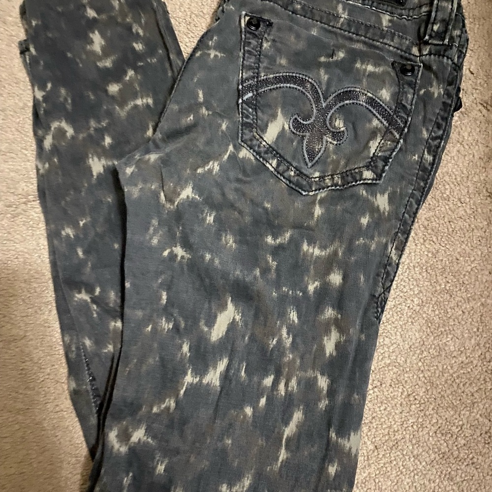 Junior’s Rock Revival Corduroy Jeans